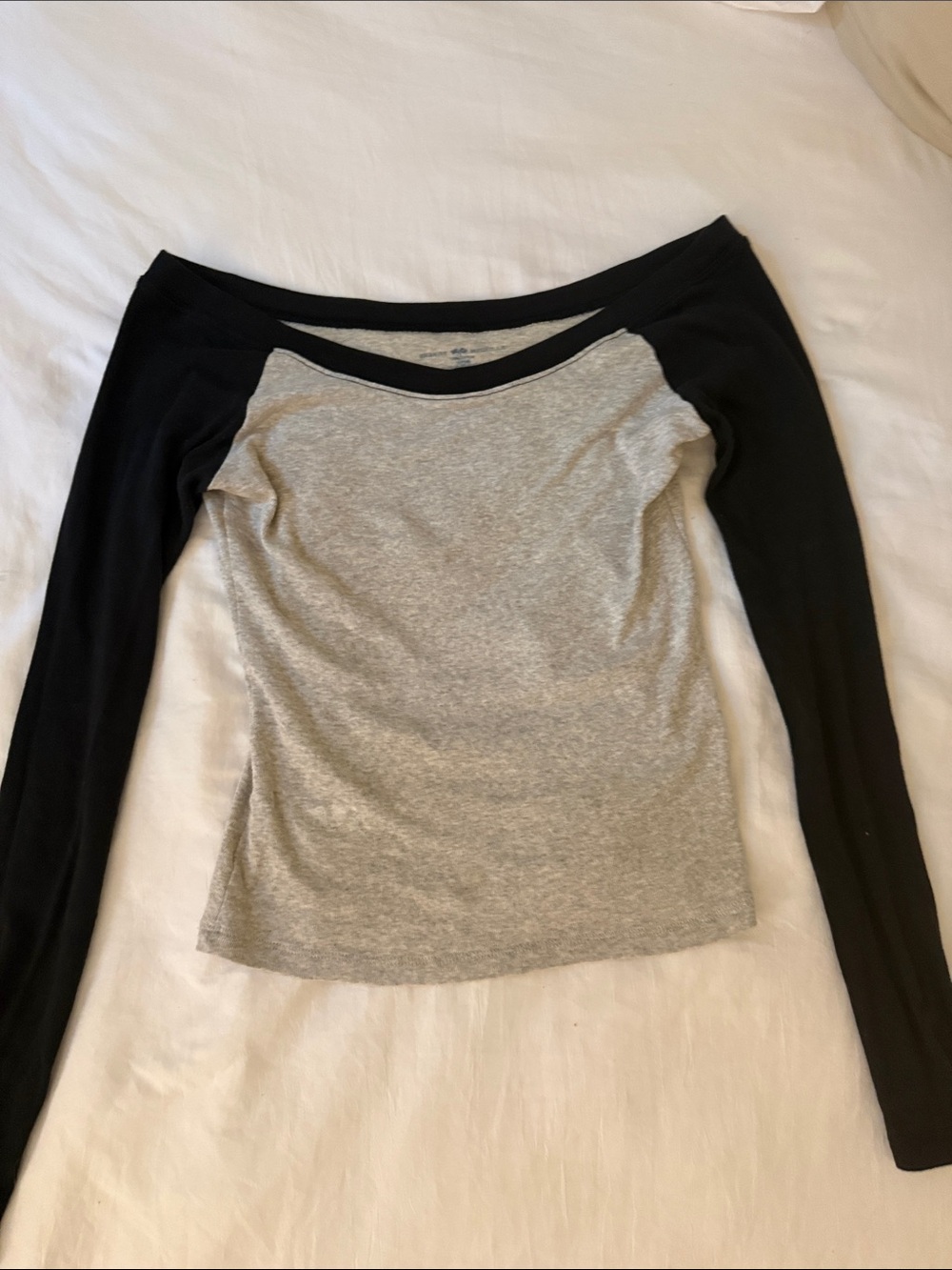 Brandy Melville Gray Body with Black Long Sleeve Off-Shoulder Top